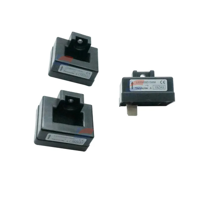 YJJ L03S600D15WM 10μs 20mA 양방향 ± 1% 600A A 홀 전류 센서가 기본에 설치되어 있습니다